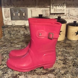 Pink rain boots brand new